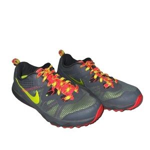 Nike Fusion Woman Shoes  Size 7 !